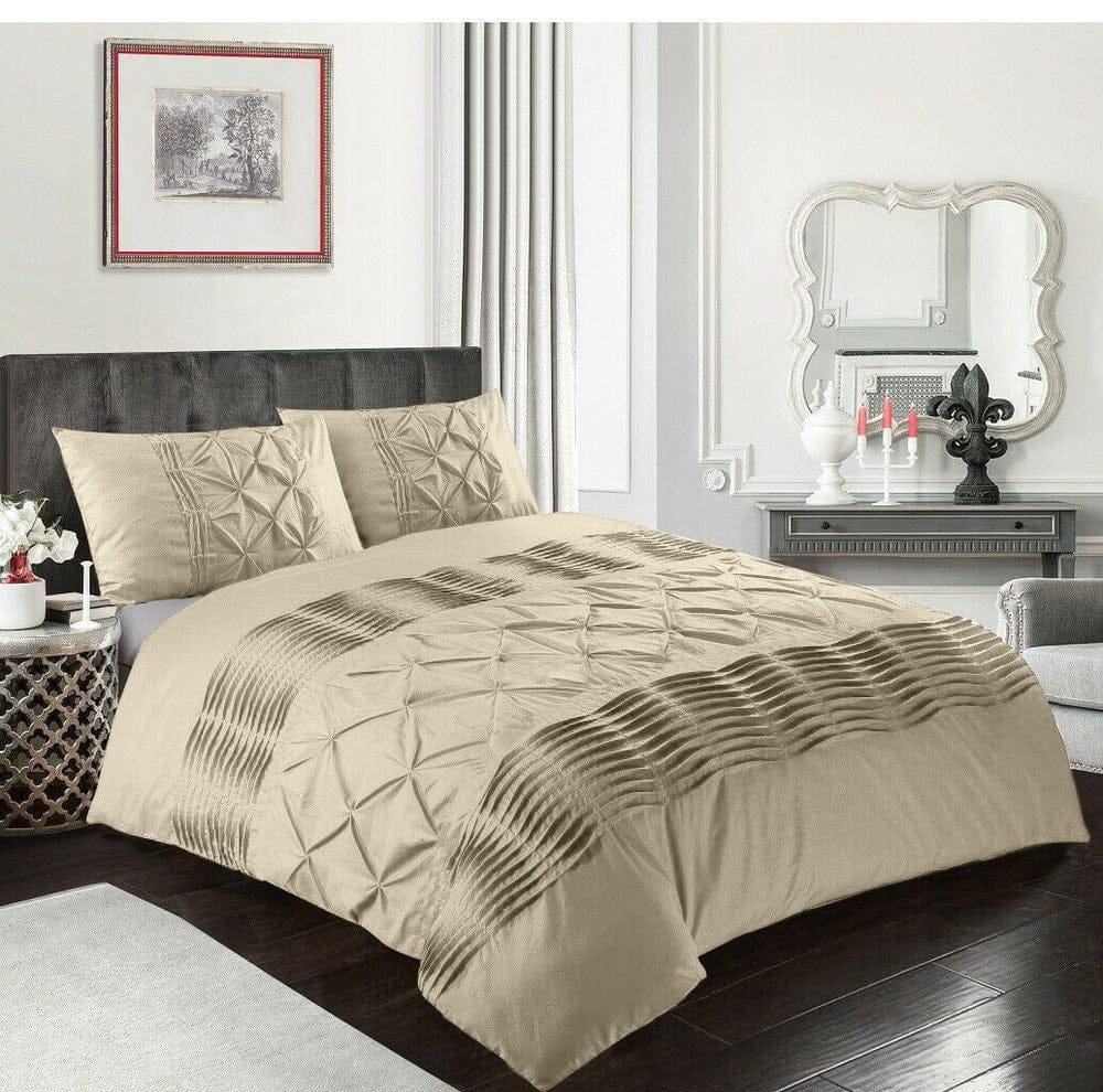 DIAMOND PINTUCK IMPERIAL BEIGE DUVET SET 8 PCS (LUXURY)