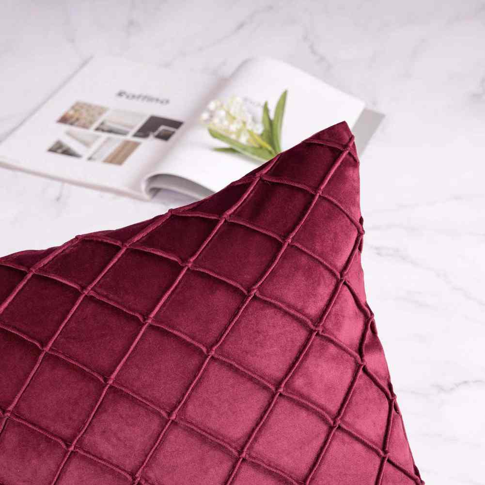 Pack of 2 Velvet Pleated Square Cushion - Maroon