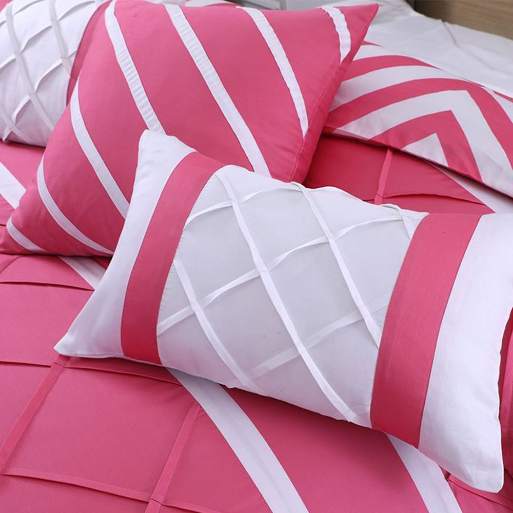 Embellish Pinch Pleated Duvet Set