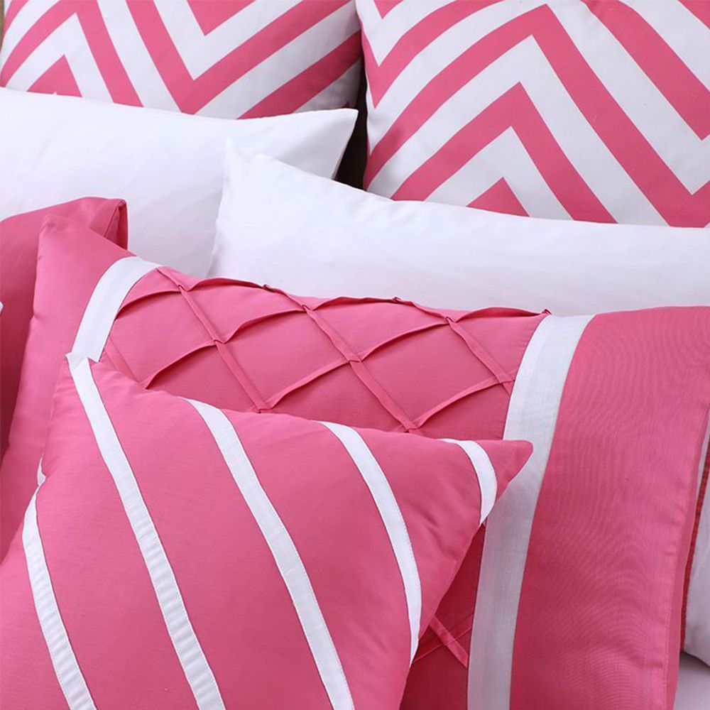 Embellish Pinch Pleated Duvet Set