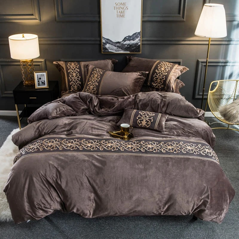 Luxury Aplic Work Velvet Duvet Brown