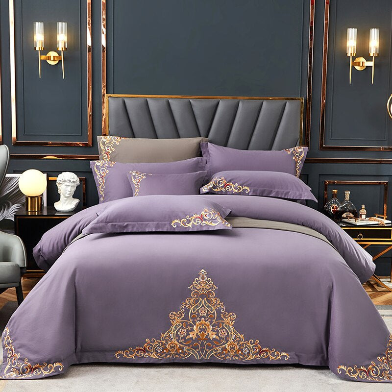 Mariana Centered Embroidered Motif Duvet Cover Set-Light Purple