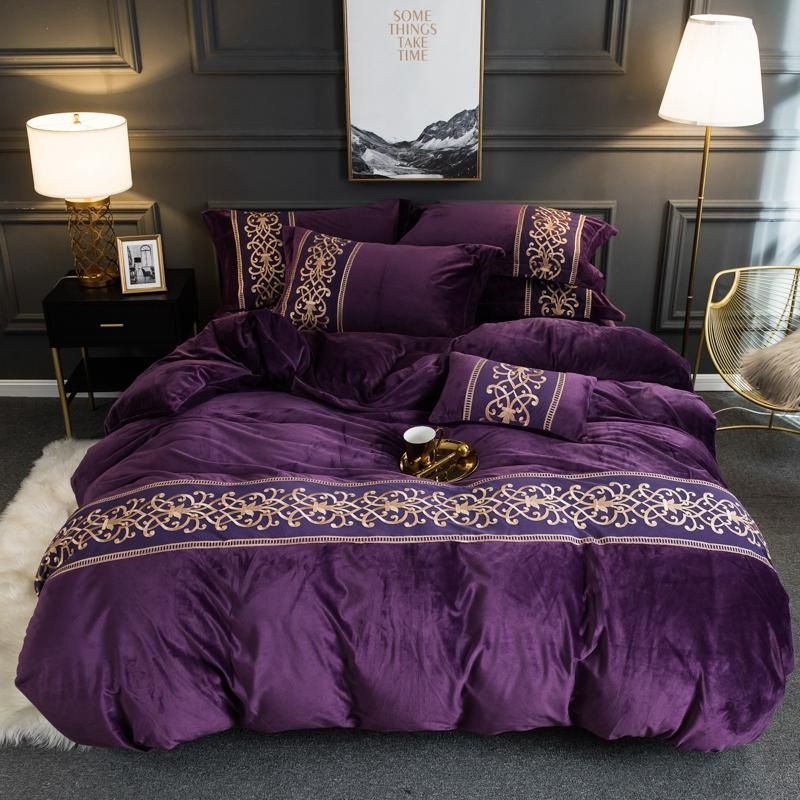 Luxury Aplic Work Velvet Duvet Purple