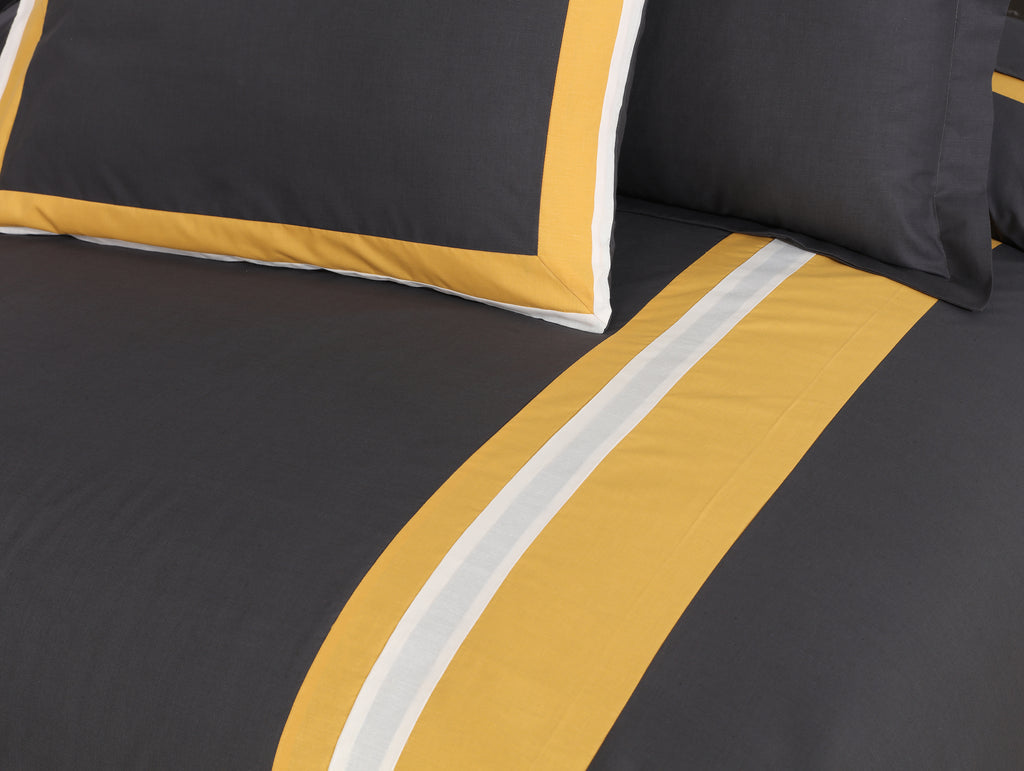 Kempston-Duvet Set 8 Pcs (Luxury)