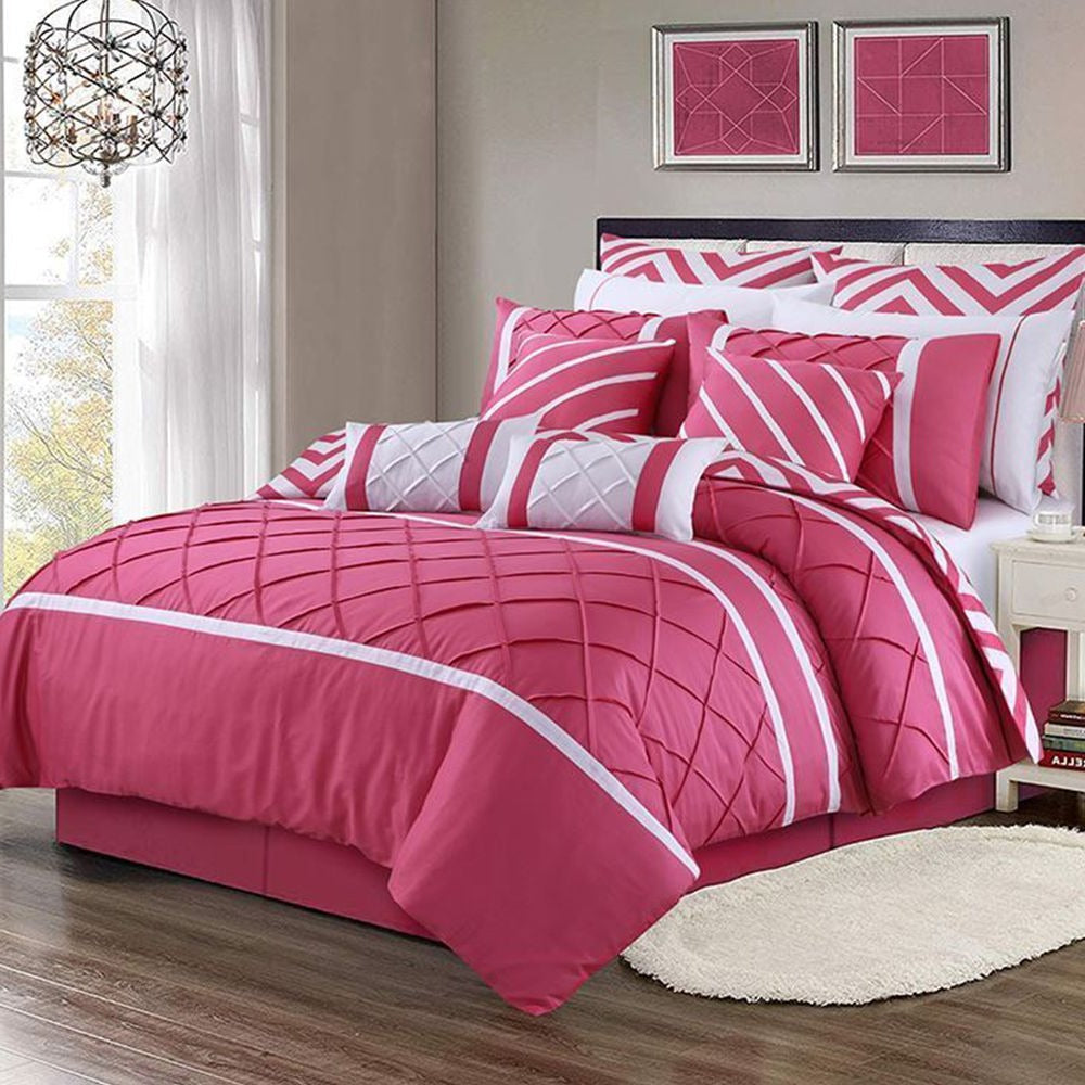 Embellish Pinch Pleated Duvet Set