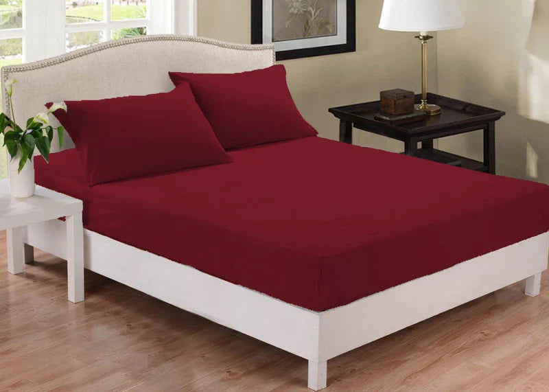 Dyed Cotton Fitted Sheet With Pillow Covers- Maroon