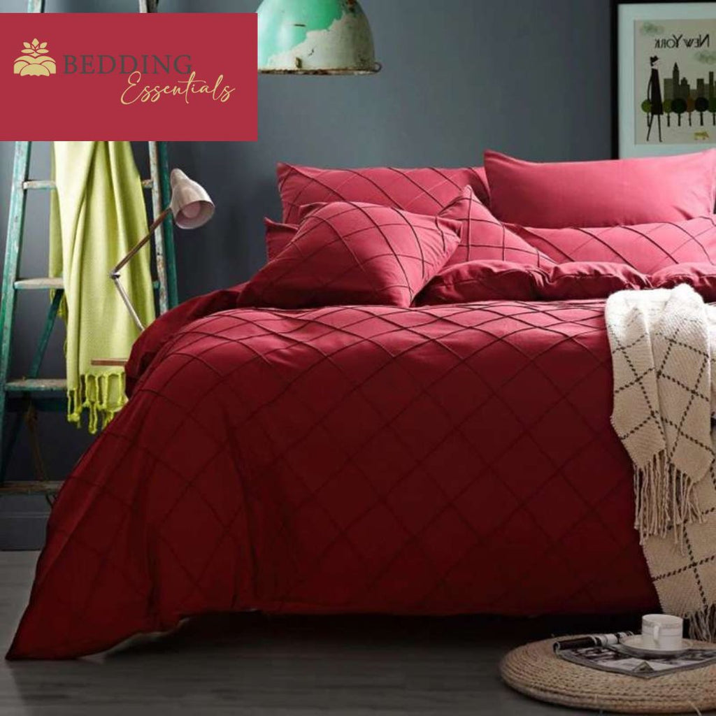 Cross Pleated Duvet Set - Maroon