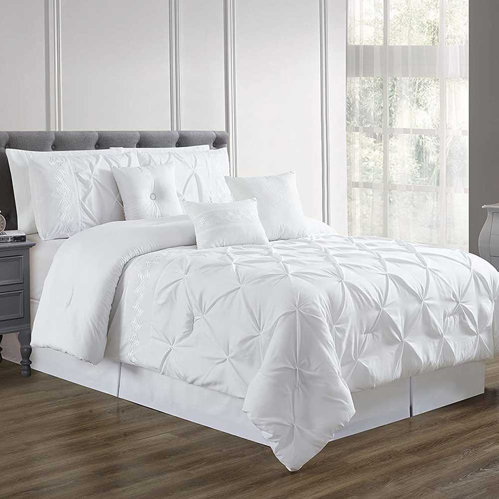 Embroidered Pintuck Duvet -White