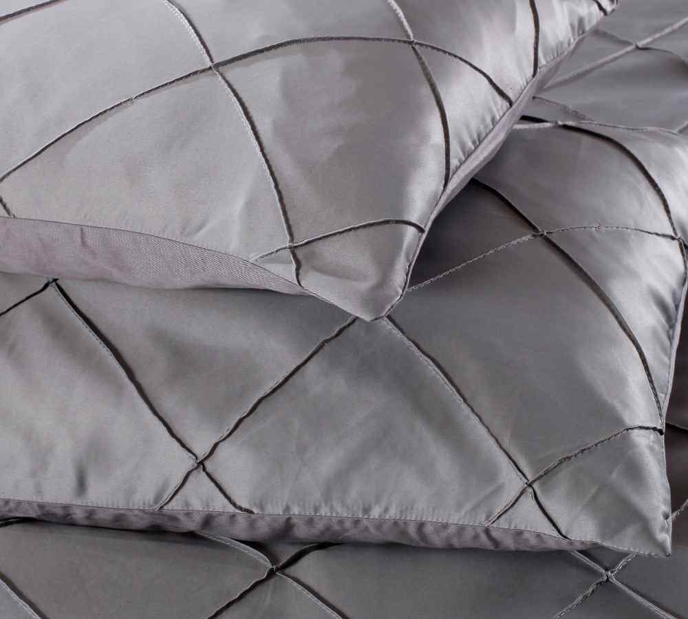 Cross Pleated Duvet Set - Grey